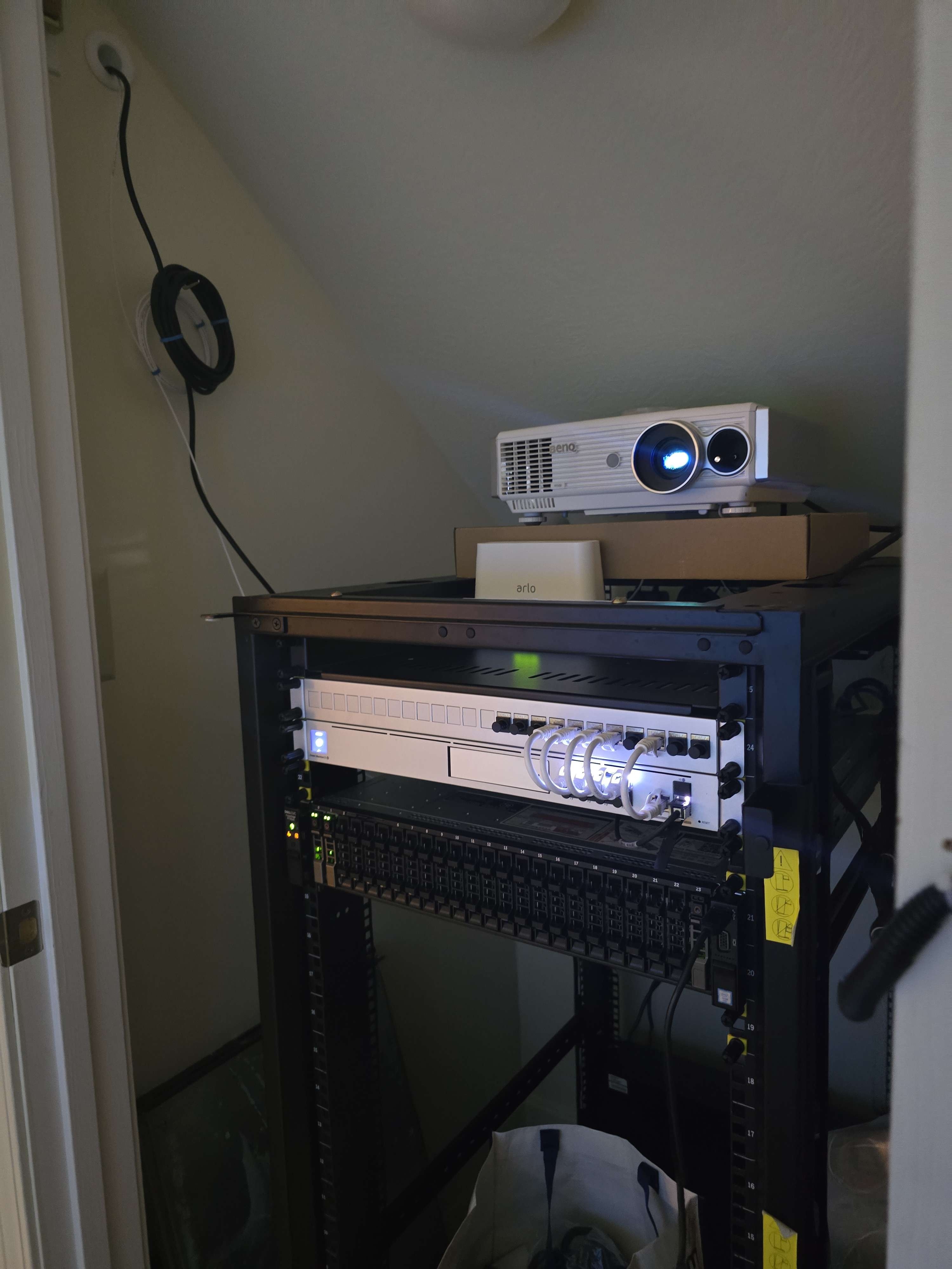 Home Lab Photo 100
